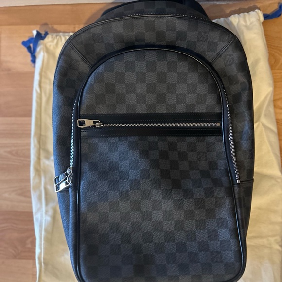Louis Vuitton Michael backpack - Picture 3 of 10